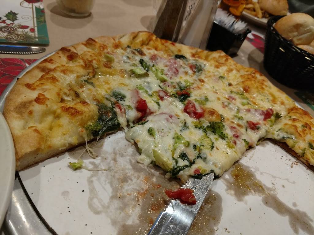 JPs Restaurant | restaurant | 200 Whiting Farms Rd, Holyoke, MA 01040, USA | 4135329444 OR +1 413-532-9444