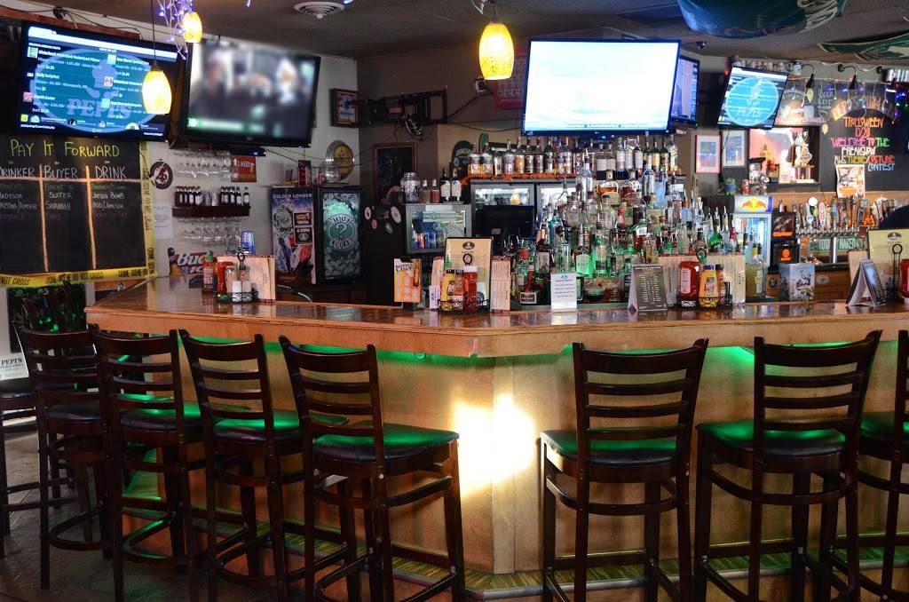 Pepis Pub and Grill | restaurant | 618 6th St, Racine, WI 53403, USA | 2626336111 OR +1 262-633-6111