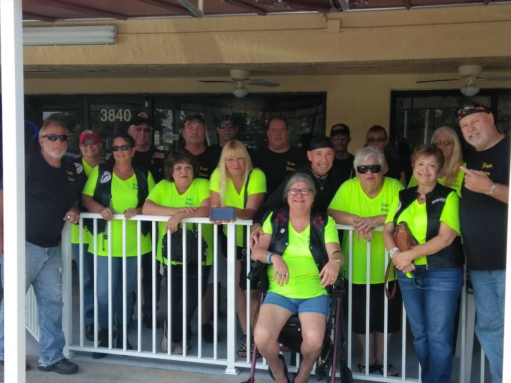 Dixie Grill | restaurant | 3840 SE Dixie Hwy, Stuart, FL 34997, USA | 7722236234 OR +1 772-223-6234