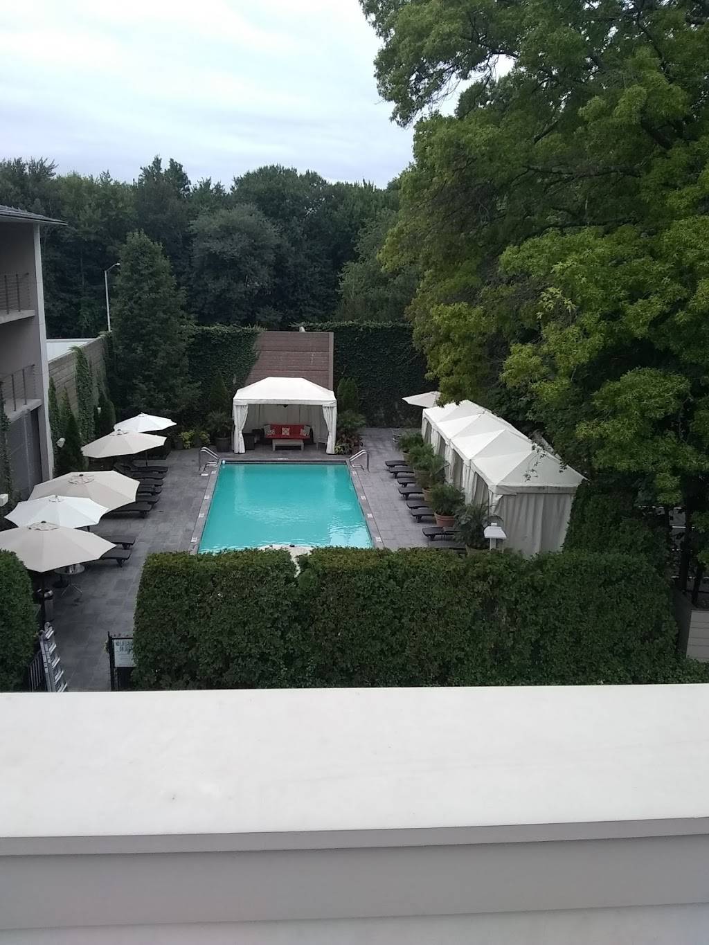 The J House Greenwich | restaurant | 1114 E Putnam Ave, Riverside, CT 06878, USA | 2036986980 OR +1 203-698-6980