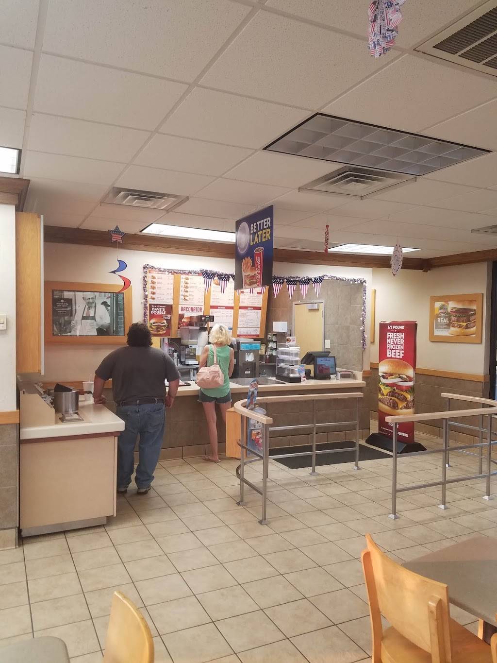 Wendys | restaurant | 177 NY-104, Oswego, NY 13126, USA | 3153424177 OR +1 315-342-4177