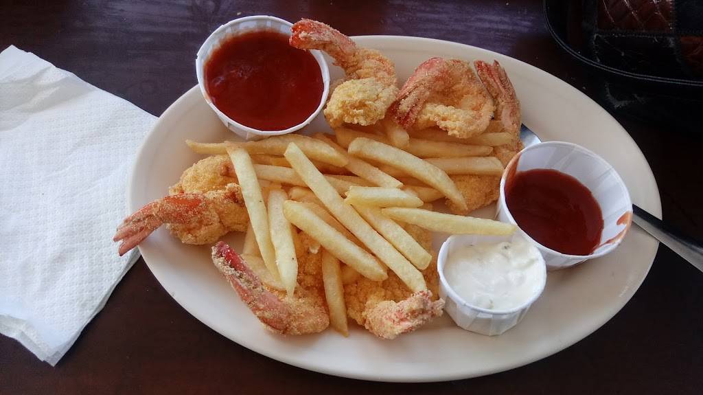 Captain Toms Seafood & Oyster | restaurant | 13955 East Fwy, Houston, TX 77015, USA | 7134513700 OR +1 713-451-3700