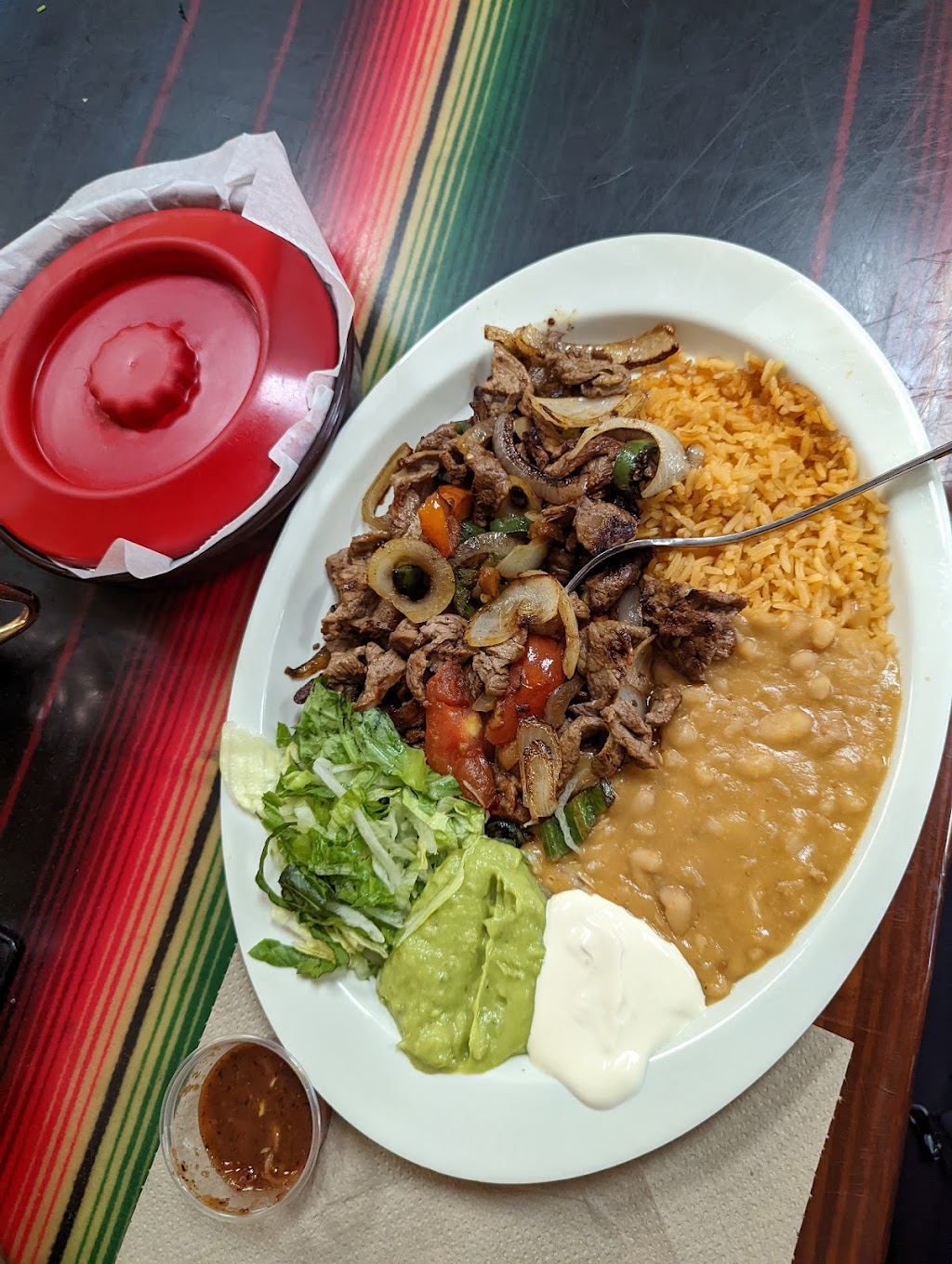 Halal Corner Market & Restaurant | restaurant | 3025 W Capitol Ave, West Sacramento, CA 95691, USA | 9165720014 OR +1 916-572-0014