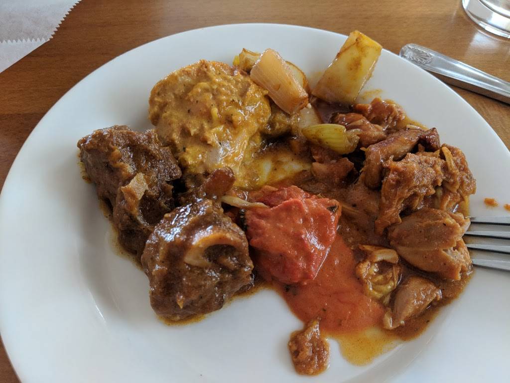 Village Tandoor | restaurant | 18530 Devonshire St, Northridge, CA 91324, USA | 8183662820 OR +1 818-366-2820