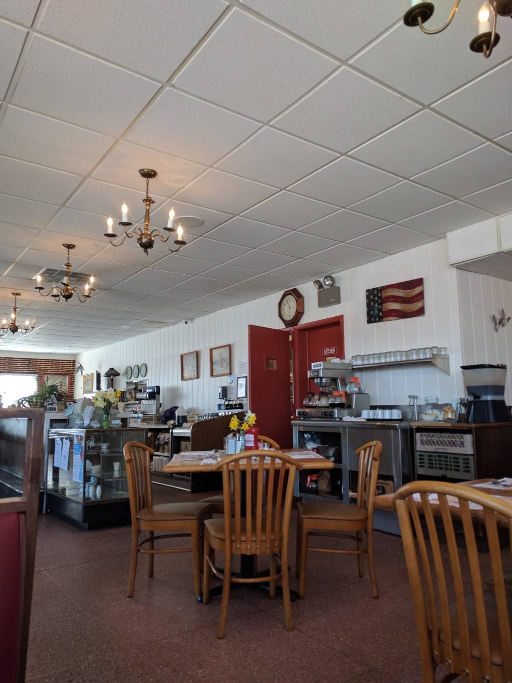 The Hearth | restaurant | 3147 Dupont Pkwy, Middletown, DE 19709, USA | 3024643995 OR +1 302-464-3995