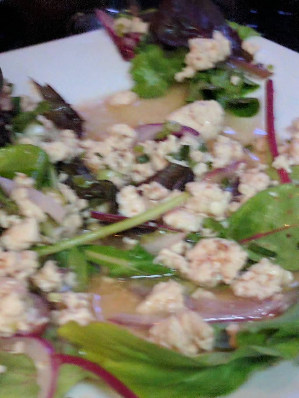 Coco Thai Kitchen | restaurant | 801 Thompsonville Rd, Suffield, CT 06078, USA | 8607587557 OR +1 860-758-7557