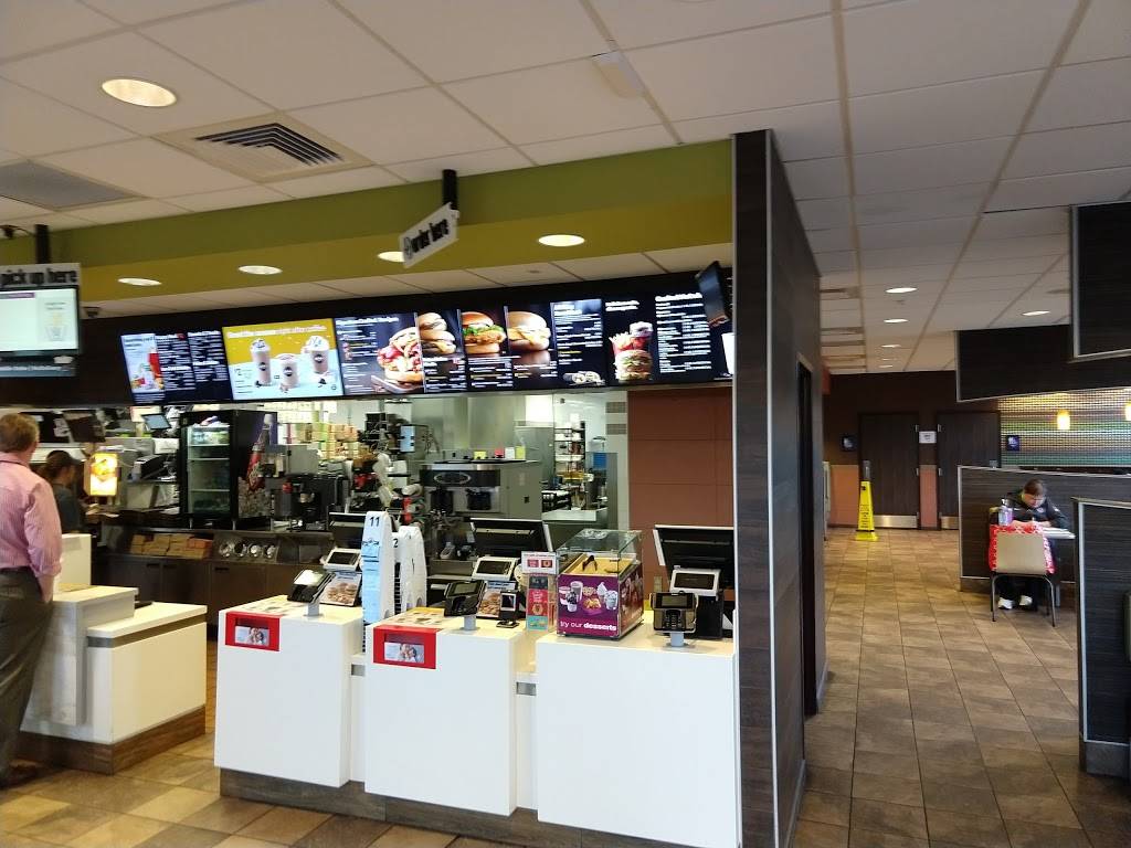 McDonalds | cafe | 8506 Gunn Hwy, Odessa, FL 33556, USA | 8139205422 OR +1 813-920-5422