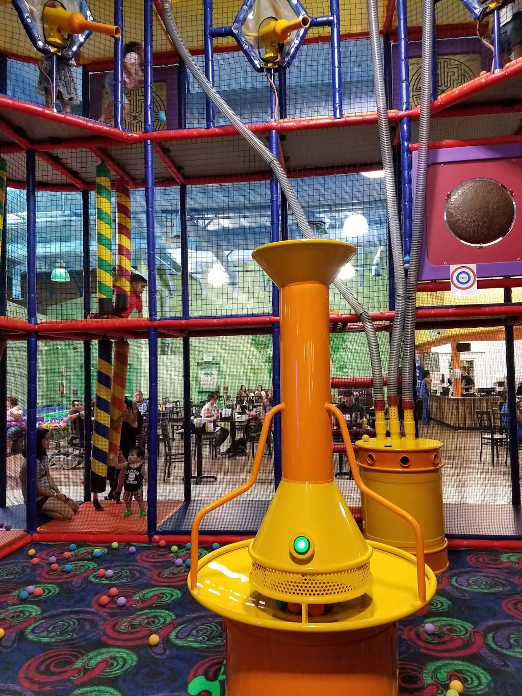 Kids World Family Fun Center | restaurant | 618 Lindero Canyon Rd, Oak Park, CA 91377, USA | 8183388888 OR +1 818-338-8888