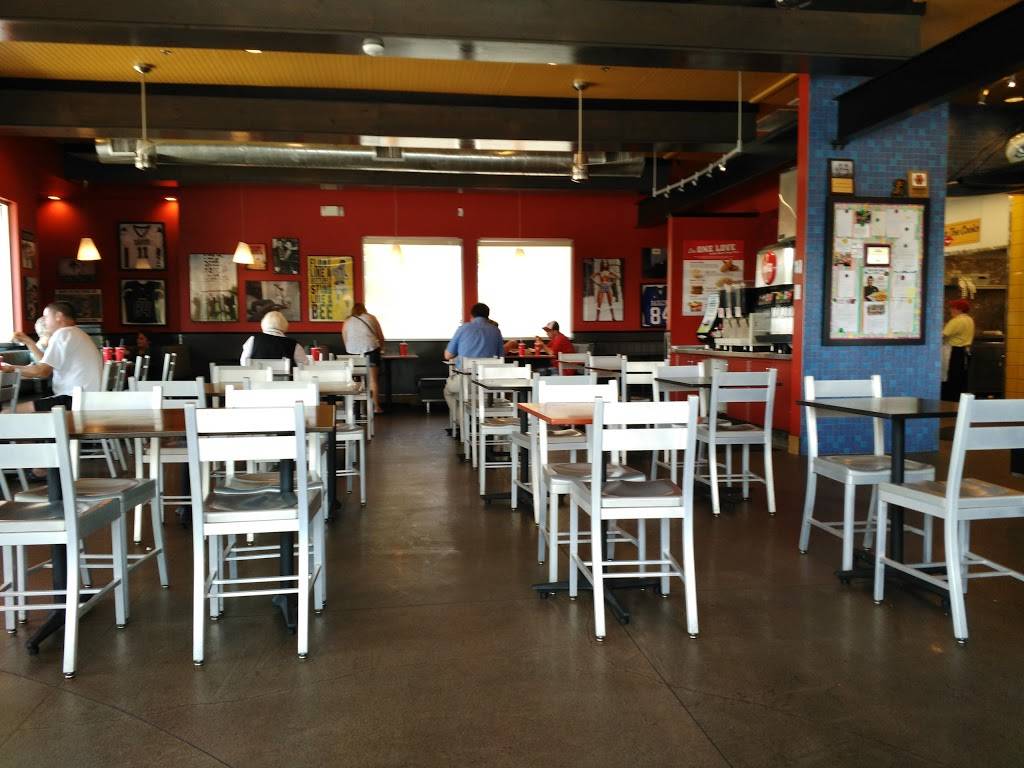 Raising Canes Chicken Fingers | meal takeaway | 12930 W Maple Rd, Omaha, NE 68164, USA | 4024965375 OR +1 402-496-5375