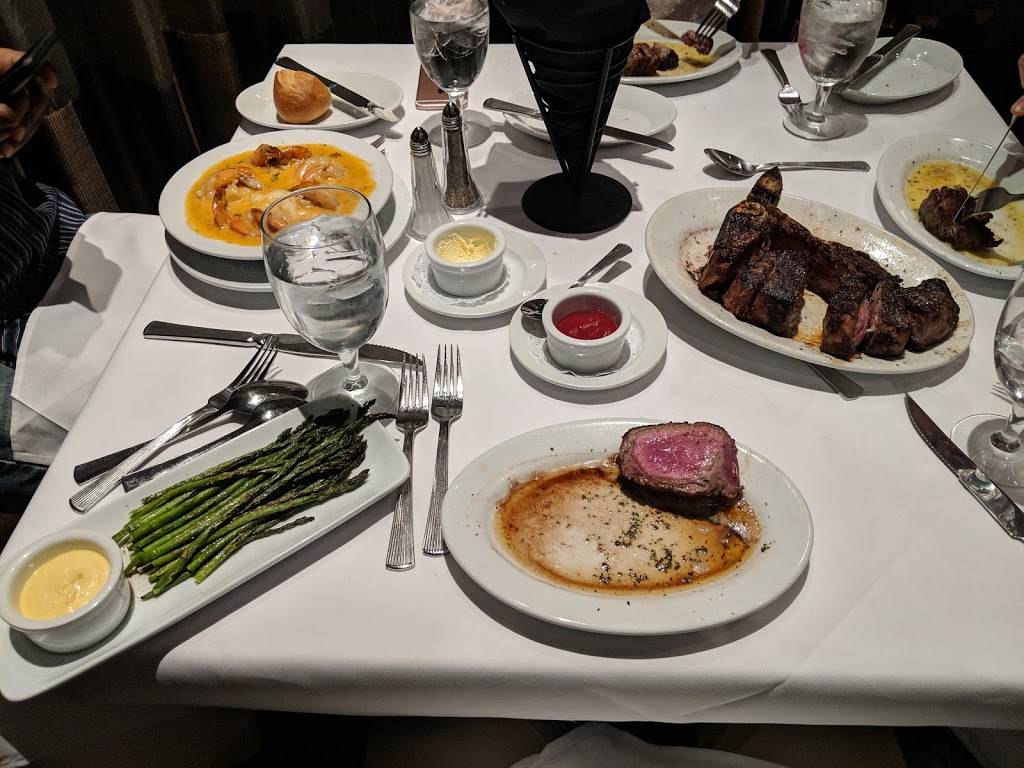 Ruths Chris Steak House | restaurant | 4100 Monument Corner Dr Suite 101, Fairfax, VA 22030, USA | 7032661004 OR +1 703-266-1004