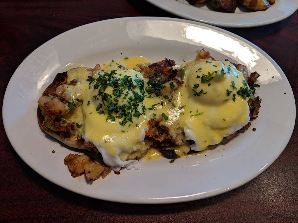 Peppers Grille | restaurant | 321 Great Rd, Bedford, MA 01730, USA | 7812751234 OR +1 781-275-1234