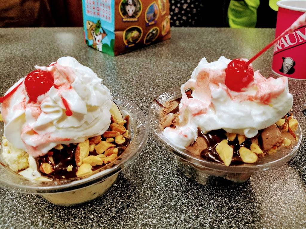 Braums Ice Cream & Burger Restaurant | restaurant | 5300 Matlock Rd, Arlington, TX 76018, USA | 8177848041 OR +1 817-784-8041