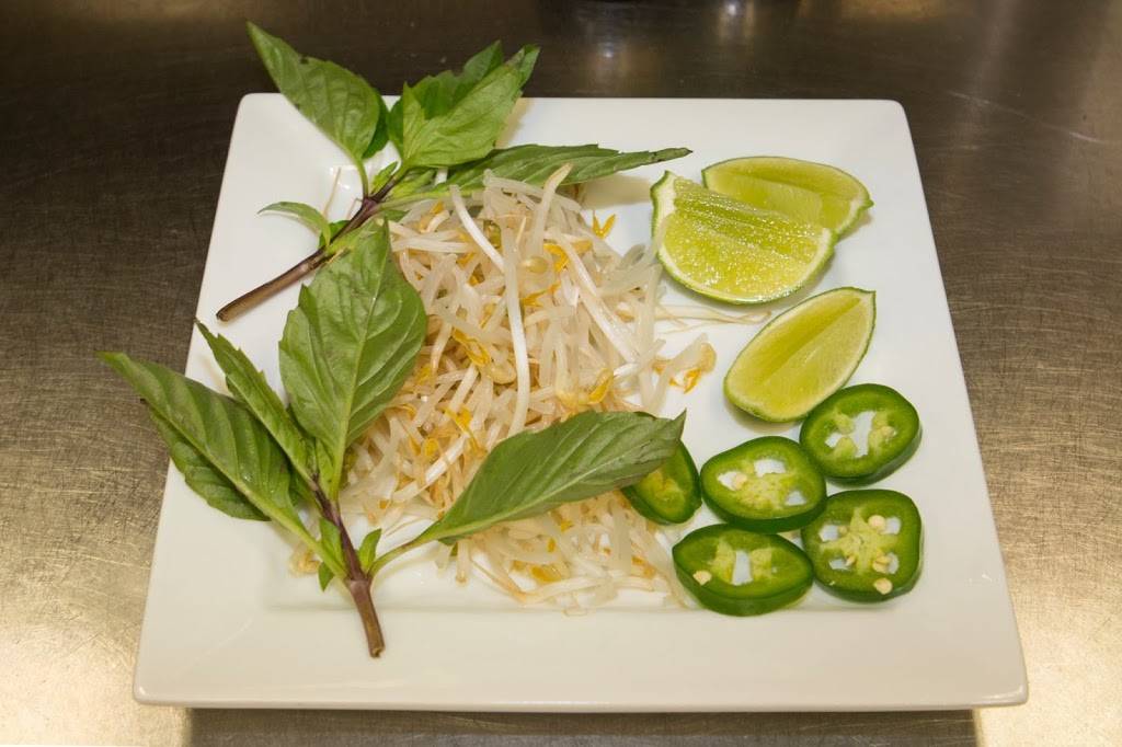 Thai Lanna & Sushi Bar | restaurant | 7257 Fulton Dr NW #39, Canton, OH 44718, USA | 3308181789 OR +1 330-818-1789