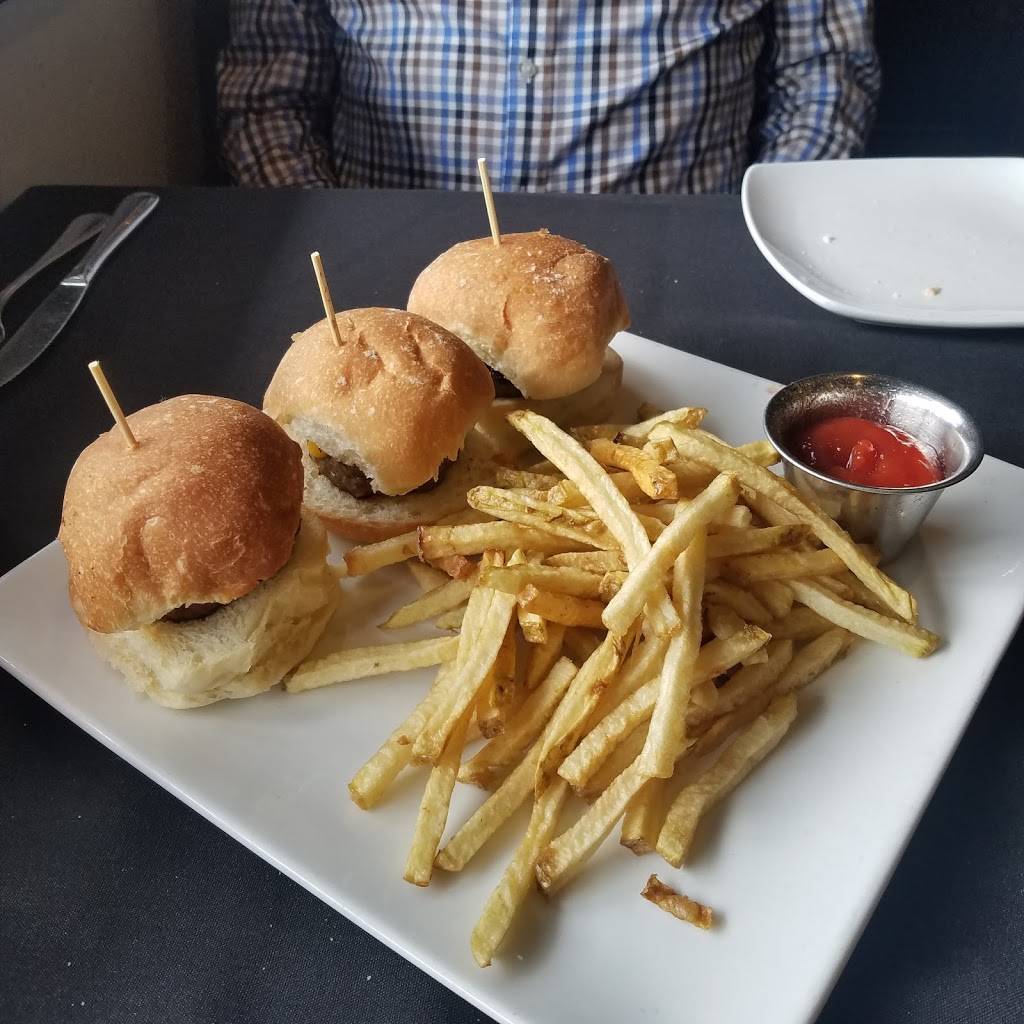 Noah’s Bar & Bistro | restaurant | 17500 Monterey Rd, Morgan Hill, CA 95037, USA | 4087792006 OR +1 408-779-2006