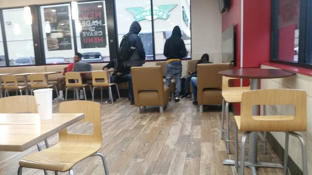 Wendys | restaurant | 3710 Scott St, Houston, TX 77004, USA | 8325094395 OR +1 832-509-4395