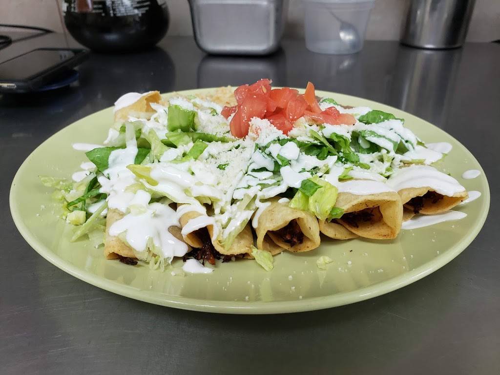 Aminas Cafe | restaurant | 3412, 890 Morris Ave, Bronx, NY 10451, USA | 9176319203 OR +1 917-631-9203