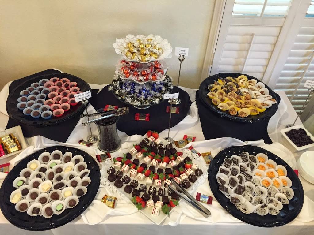 Chocology | bakery | 2269 First St, Fort Myers, FL 33901, USA | 2392260297 OR +1 239-226-0297