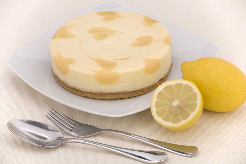 Delightful Desserts and More | bakery | 419 Washington Ave, Iron River, MI 49935, USA | 9067290700 OR +1 906-729-0700