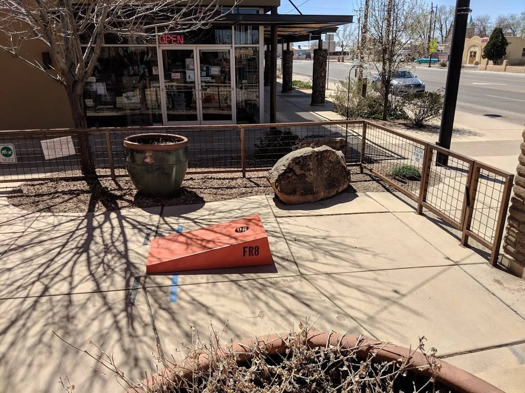 Freight House Kitchen + Tap | restaurant | 200 S Camino Del Pueblo, Bernalillo, NM 87004, USA | 5055882143 OR +1 505-588-2143