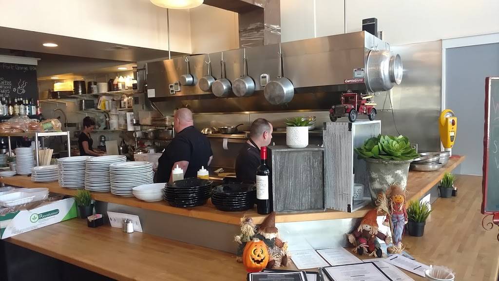 Firehouse Grill | restaurant | 841 Broadway St, Seaside, OR 97138, USA | 5037175502 OR +1 503-717-5502