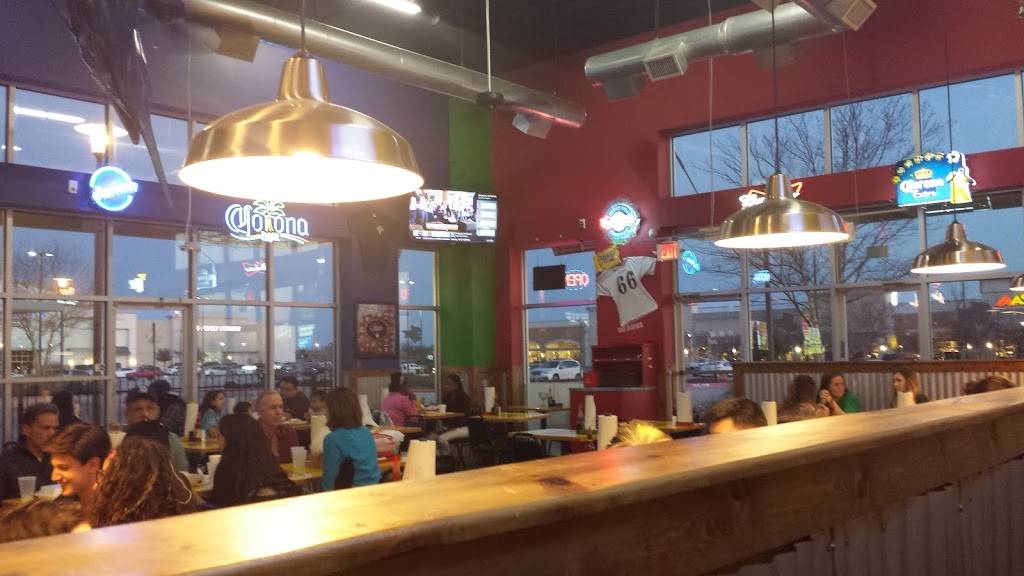 Fuzzys Taco Shop | restaurant | 9180 N Fwy Service Rd E #500, Fort Worth, TX 76177, USA | 8177508226 OR +1 817-750-8226