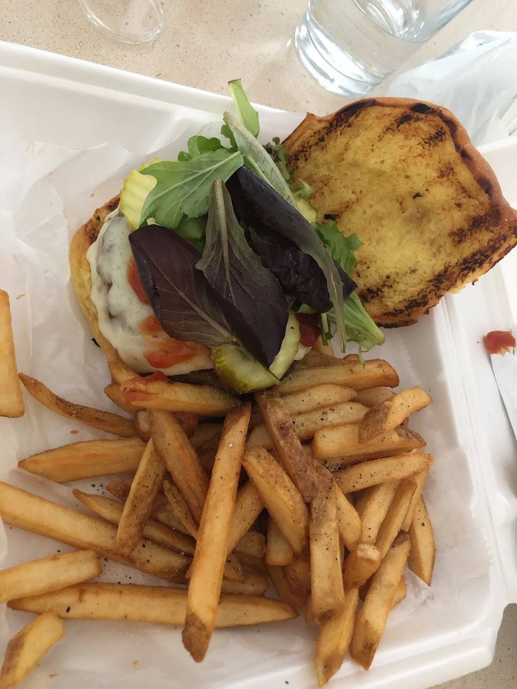 Coals | restaurant | 131 Parkway Rd, Bronxville, NY 10708, USA | 9143371901 OR +1 914-337-1901