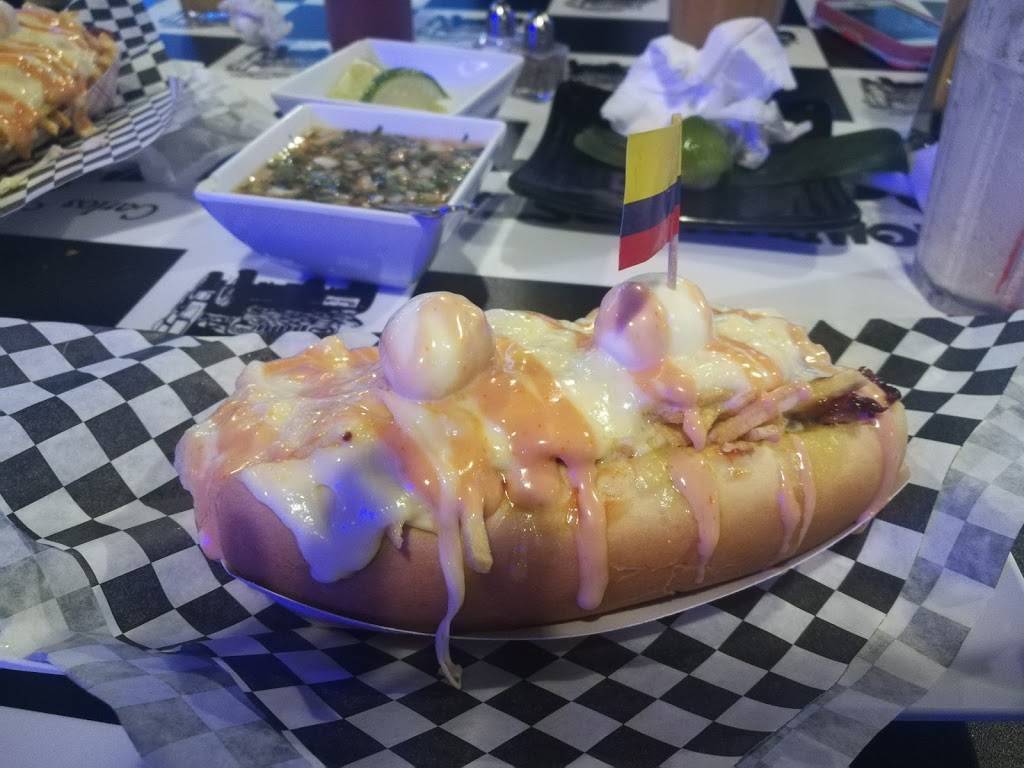 PaisasTwin Restaurant | restaurant | 9430 Richmond Ave, Houston, TX 77063, USA | 7137899292 OR +1 713-789-9292