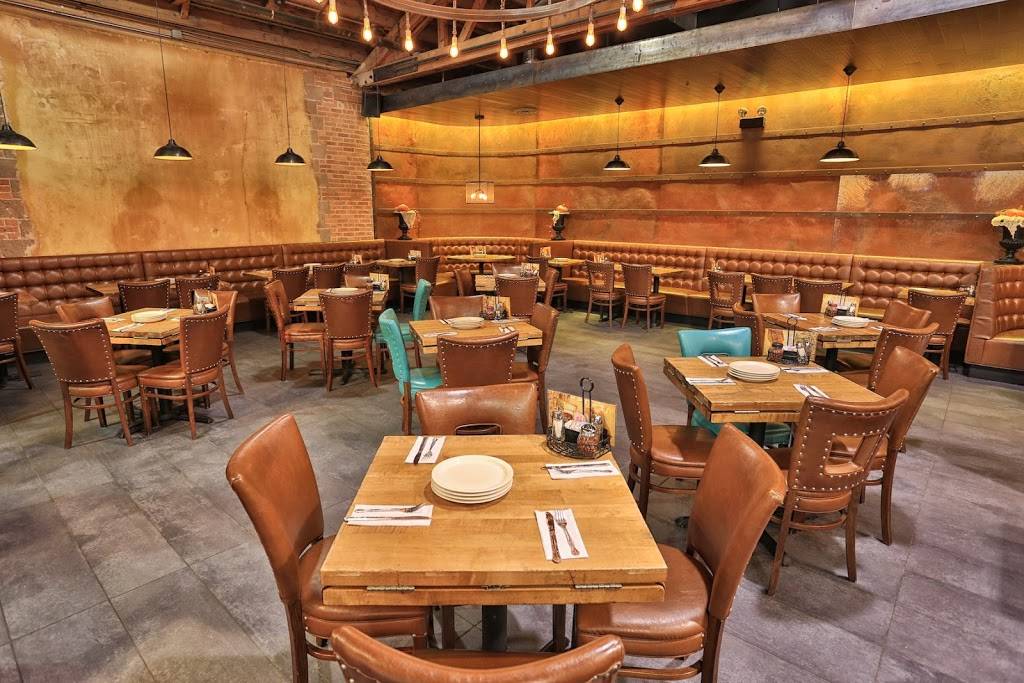 Lou Malnatis Pizzeria | meal delivery | 1120 N State St, Chicago, IL 60610, USA | 3127257777 OR +1 312-725-7777