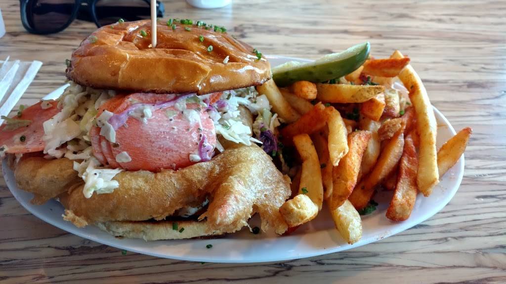 Slapfish | restaurant | 44725 Thorndike St, Ashburn, VA 20147, USA | 7037265254 OR +1 703-726-5254