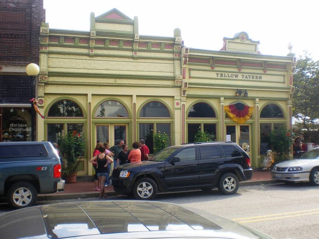 Yellow Tavern | restaurant | 521 Church St, New Harmony, IN 47631, USA | 8126823303 OR +1 812-682-3303