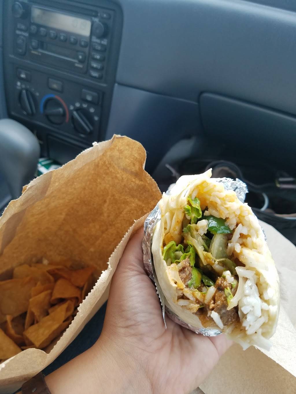 Mountain Burrito LLC | restaurant | 408 W Fleming Dr, Morganton, NC 28655, USA | 8284385008 OR +1 828-438-5008