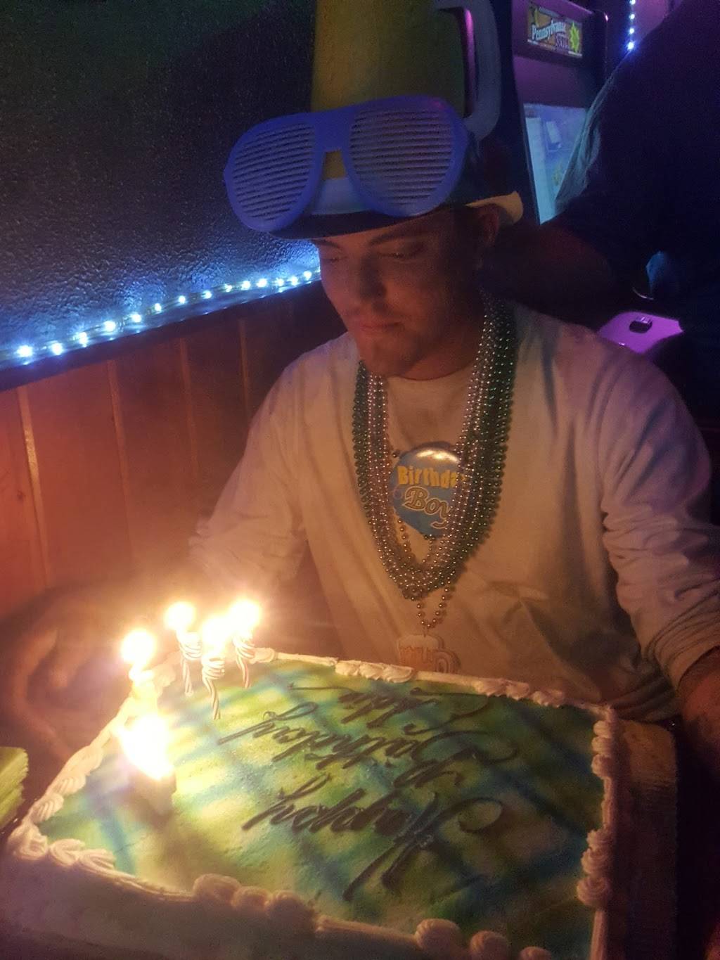 Chasers Tavern | restaurant | 1874 Delmar Dr, Folcroft, PA 19032, USA | 6105835720 OR +1 610-583-5720