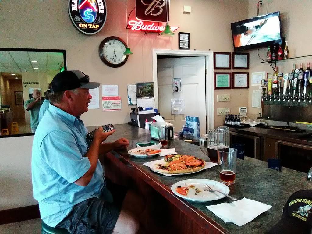 Gillianos Pizza and Ice Cream Parlor | restaurant | 1227 N Goerig St K, Woodland, WA 98674, USA | 3602254664 OR +1 360-225-4664