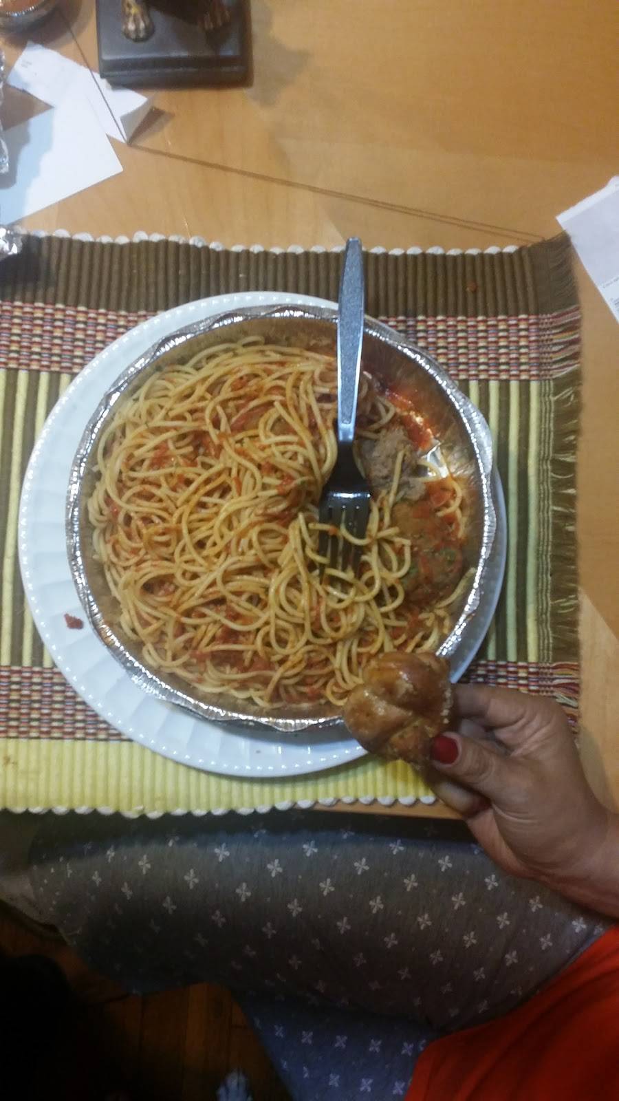 The Maspeth Pizza House | restaurant | 5960 55th Rd, Maspeth, NY 11378, USA | 7183261222 OR +1 718-326-1222