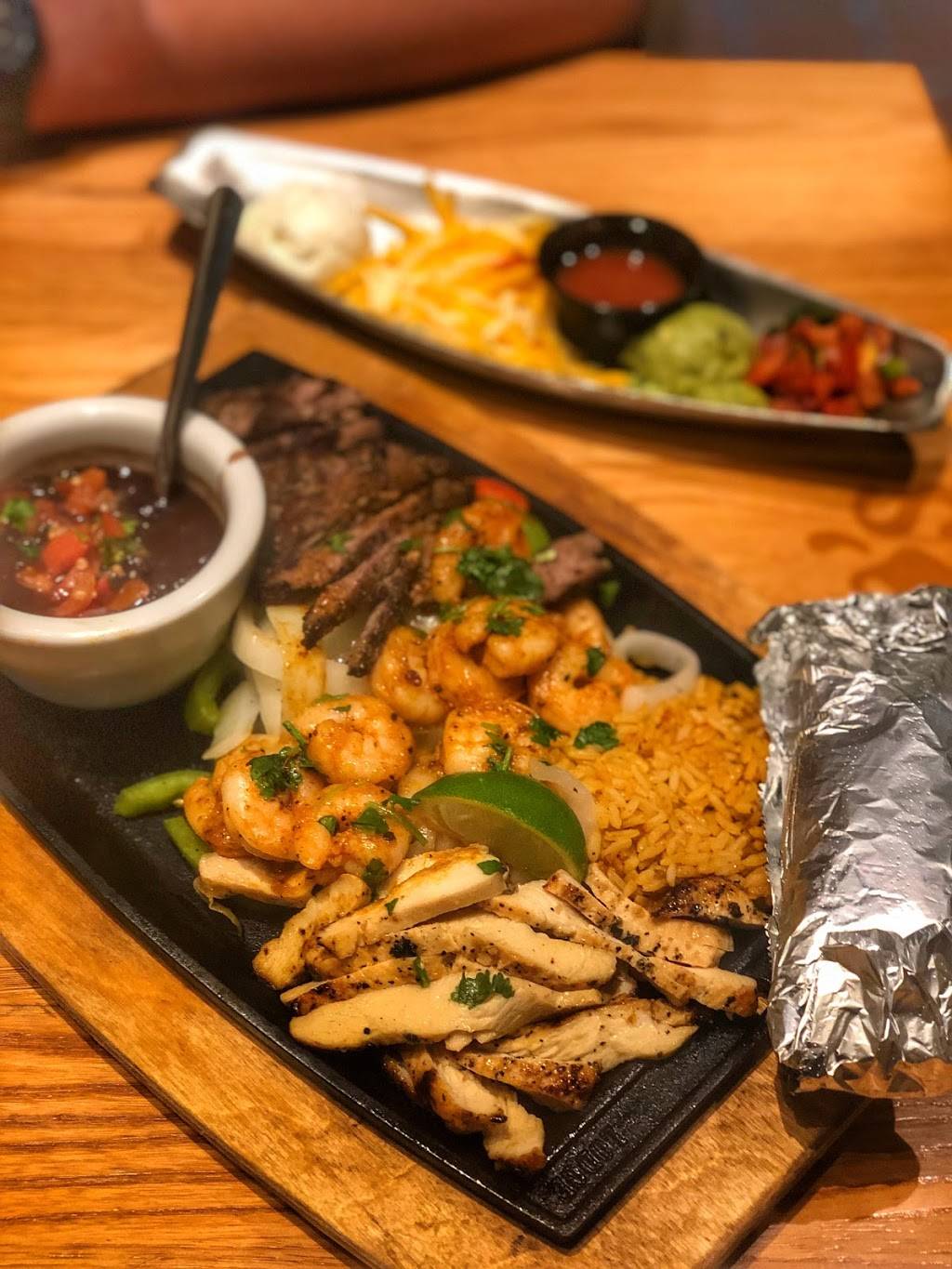 Chilis Grill & Bar | meal takeaway | 8502 Broadway St, San Antonio, TX 78217, USA | 2108222639 OR +1 210-822-2639