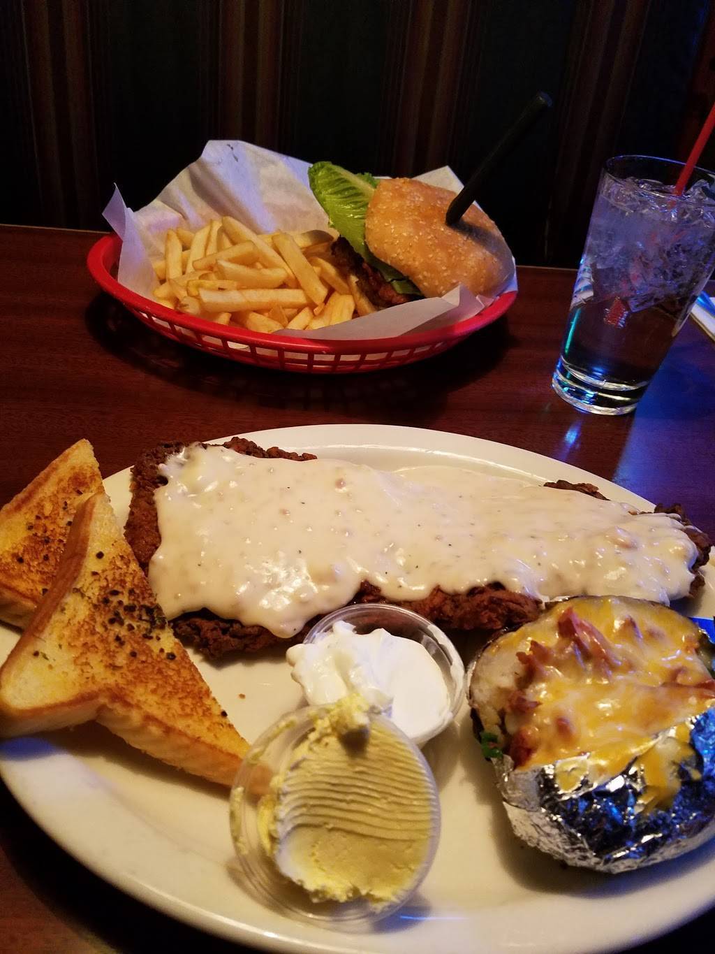 Clamity Jaes | restaurant | 10805 NE Halsey St, Portland, OR 97220, USA | 5032574939 OR +1 503-257-4939