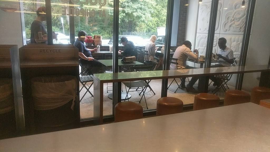 Chipotle Mexican Grill | restaurant | 1401 Oxford Rd NE, Atlanta, GA 30307, USA | 4048554990 OR +1 404-855-4990