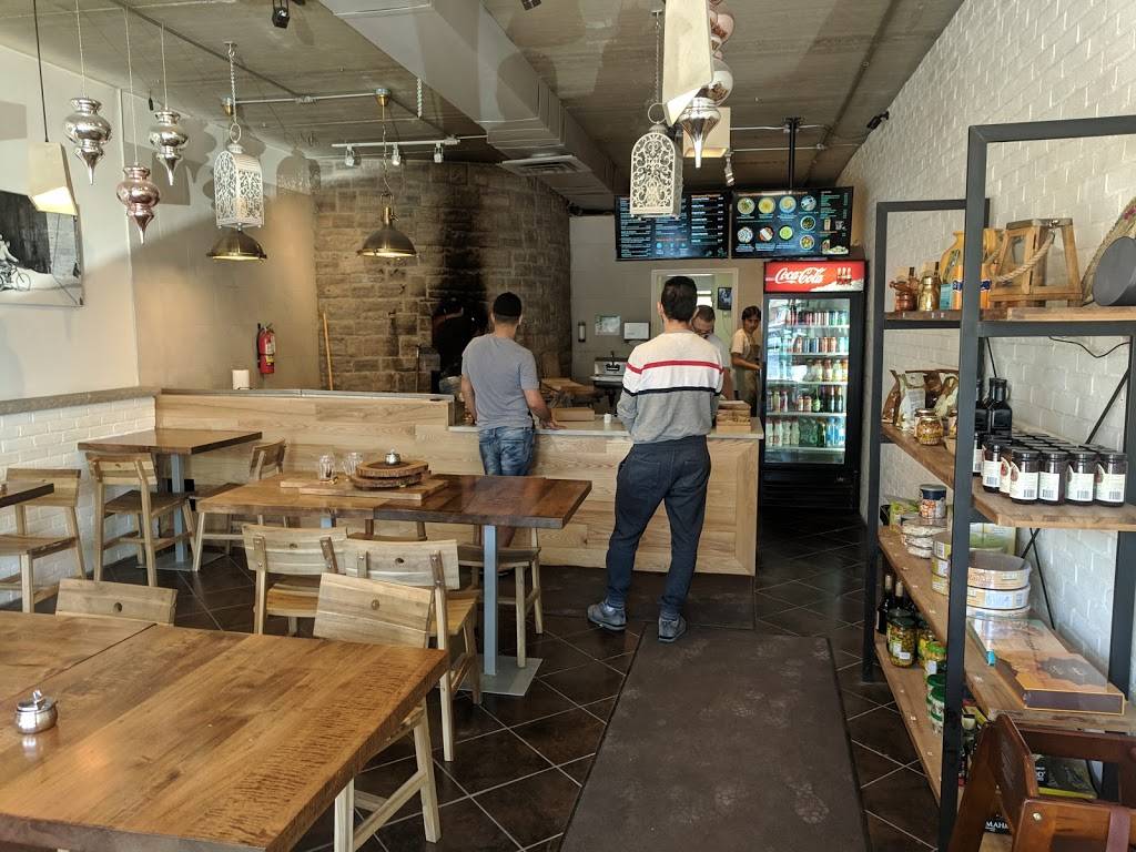 CheeZaatar | restaurant | 667 Fennell Ave E, Hamilton, ON L8V 1V3, Canada | 9053856546 OR +1 905-385-6546