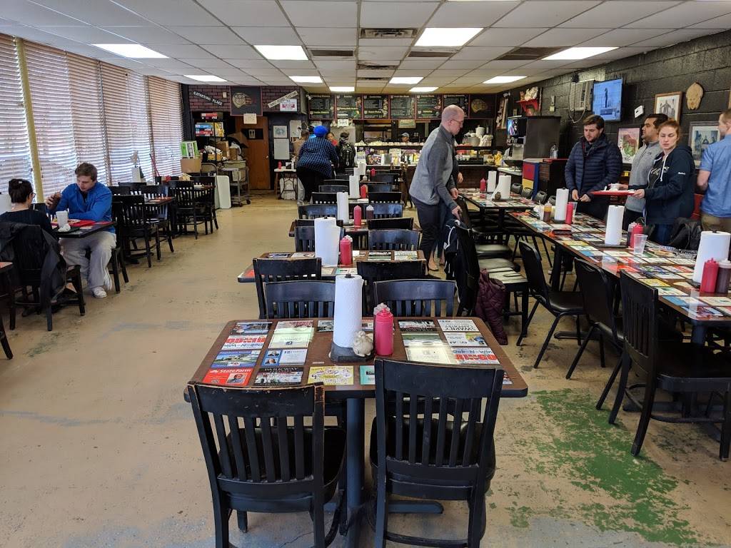 Georges Happy Hog Bar-B-Q | restaurant | 712 Culbertson Dr, Oklahoma City, OK 73105, USA | 4055258111 OR +1 405-525-8111