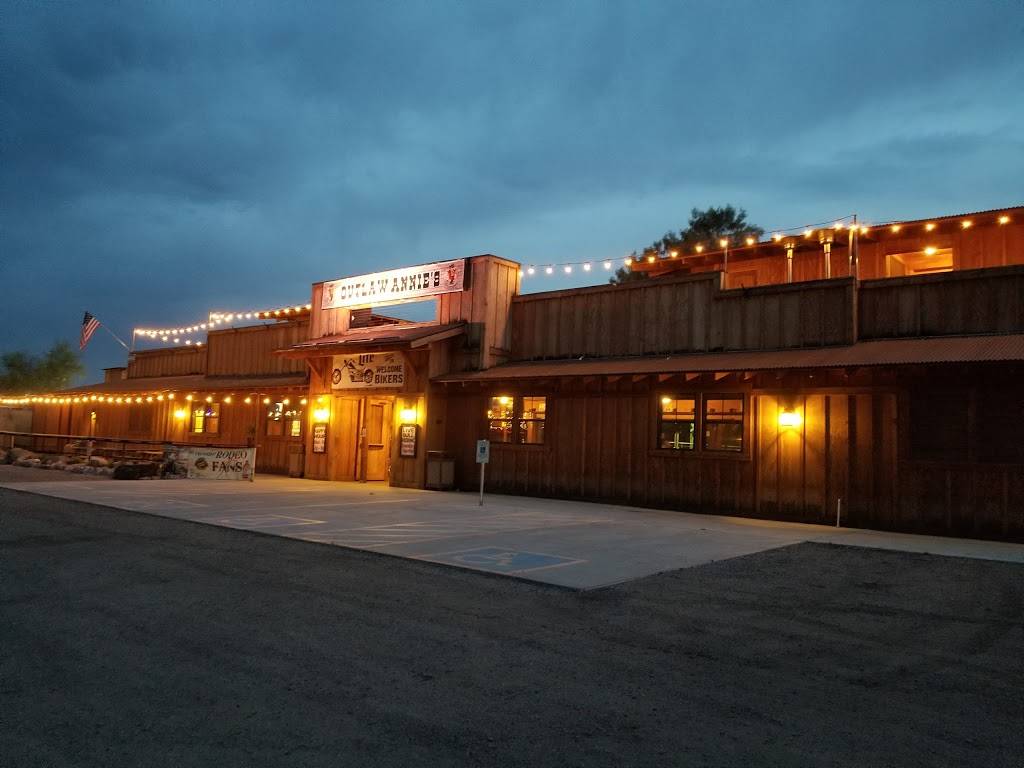 Outlaw Annies | restaurant | 6705 E Cave Creek Rd, Cave Creek, AZ 85331, USA | 4804882873 OR +1 480-488-2873