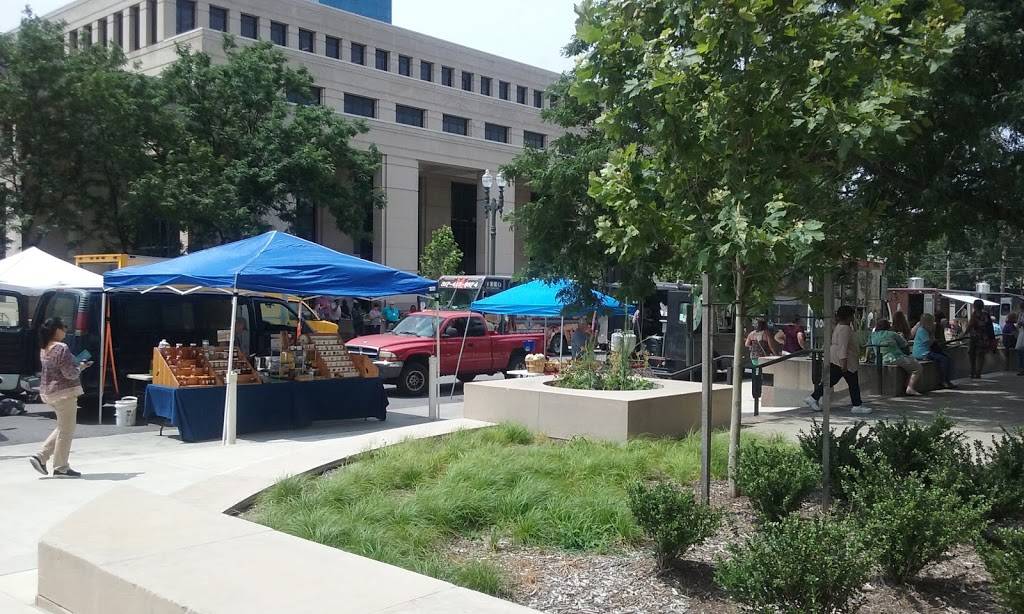 Hong Kong Restaurant | restaurant | 5335 E Southport Rd, Indianapolis, IN 46237, USA | 3178888511 OR +1 317-888-8511