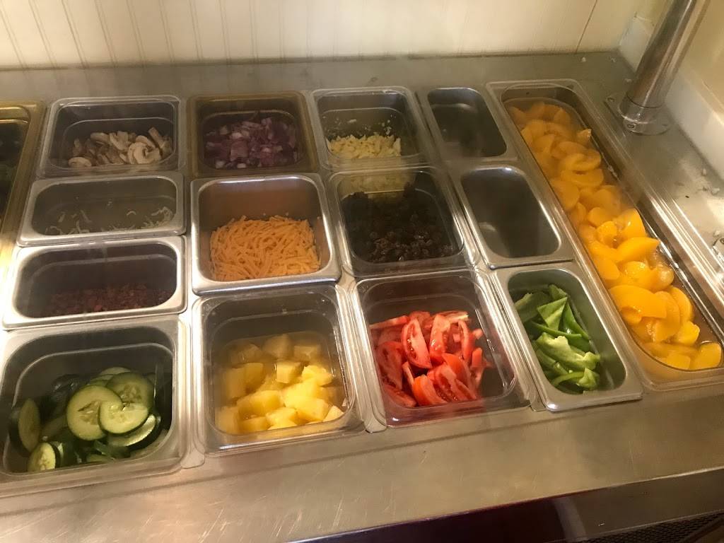 Sensation Chicken Shack | restaurant | 416 Warsaw Rd, Clinton, NC 28328, USA | 9105903519 OR +1 910-590-3519