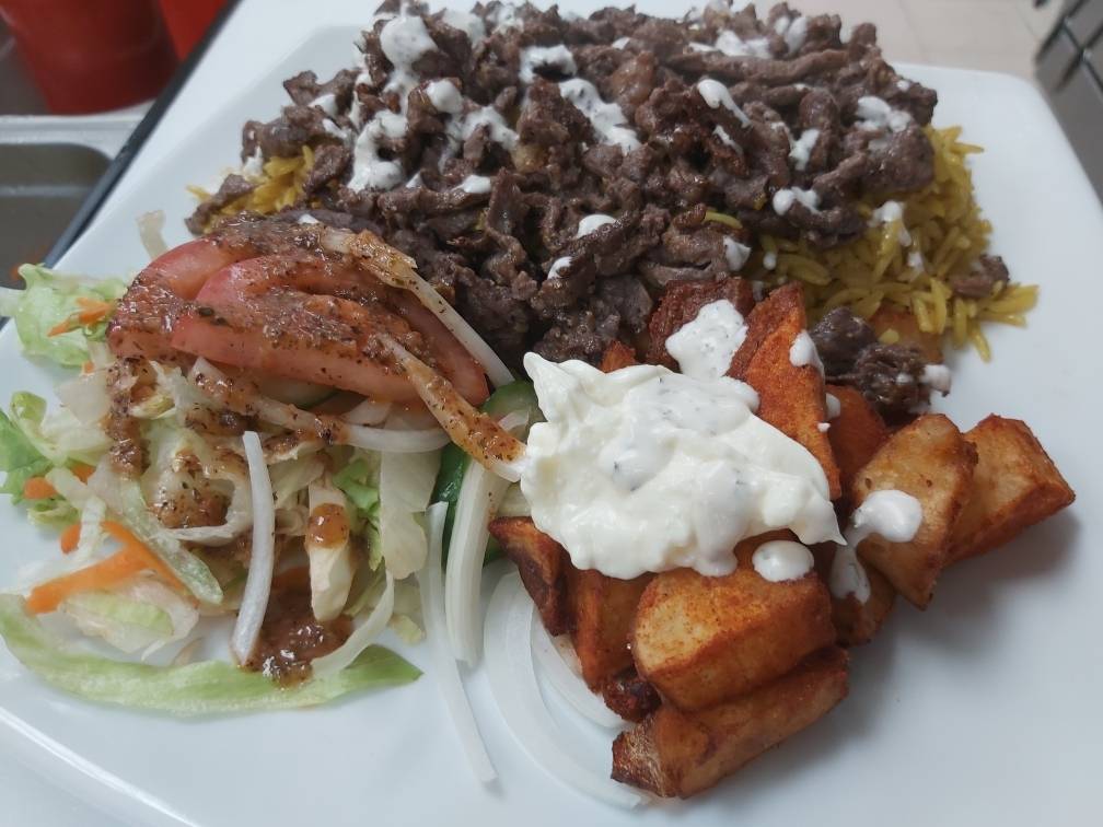 Pita & Dish Shawarma | restaurant | 2405 Fairview St #2, Burlington, ON L7R 2E4, Canada | 2898160001 OR +1 289-816-0001