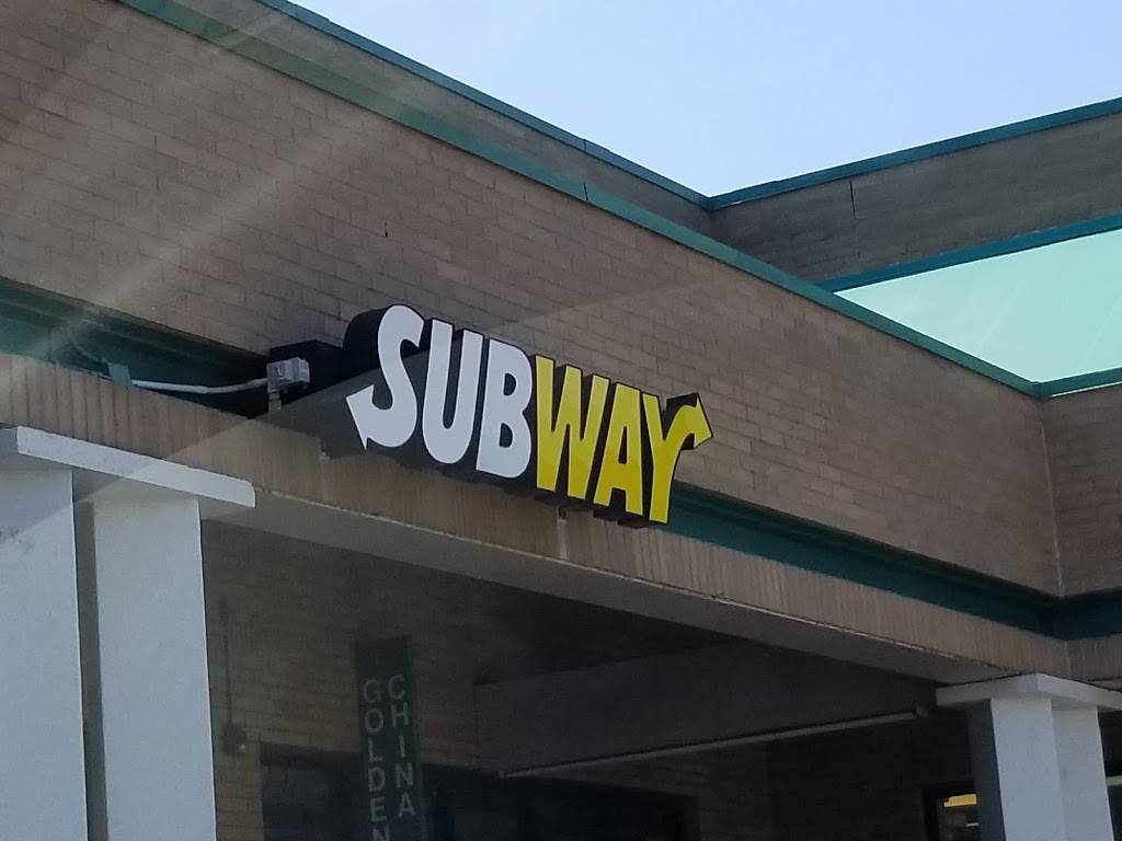 Subway | restaurant | 1326 N Main St, Fuquay-Varina, NC 27526, USA | 9195522609 OR +1 919-552-2609