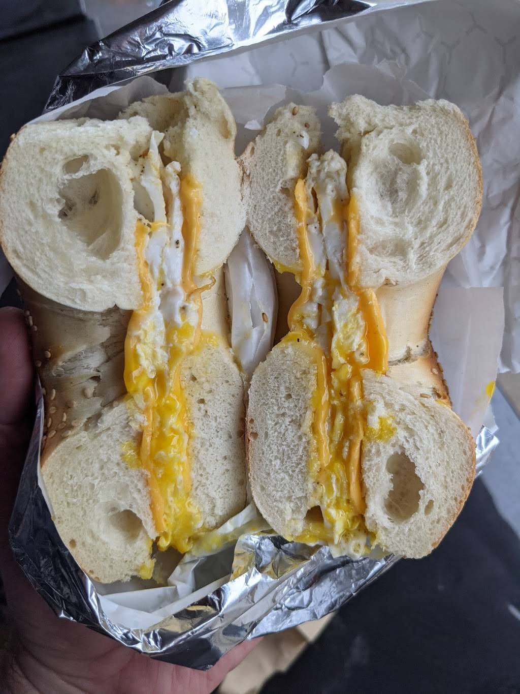 Queens Bagels & Delicatessen | bakery | 103-05 Metropolitan Ave, Queens, NY 11375, USA | 3473924517 OR +1 347-392-4517