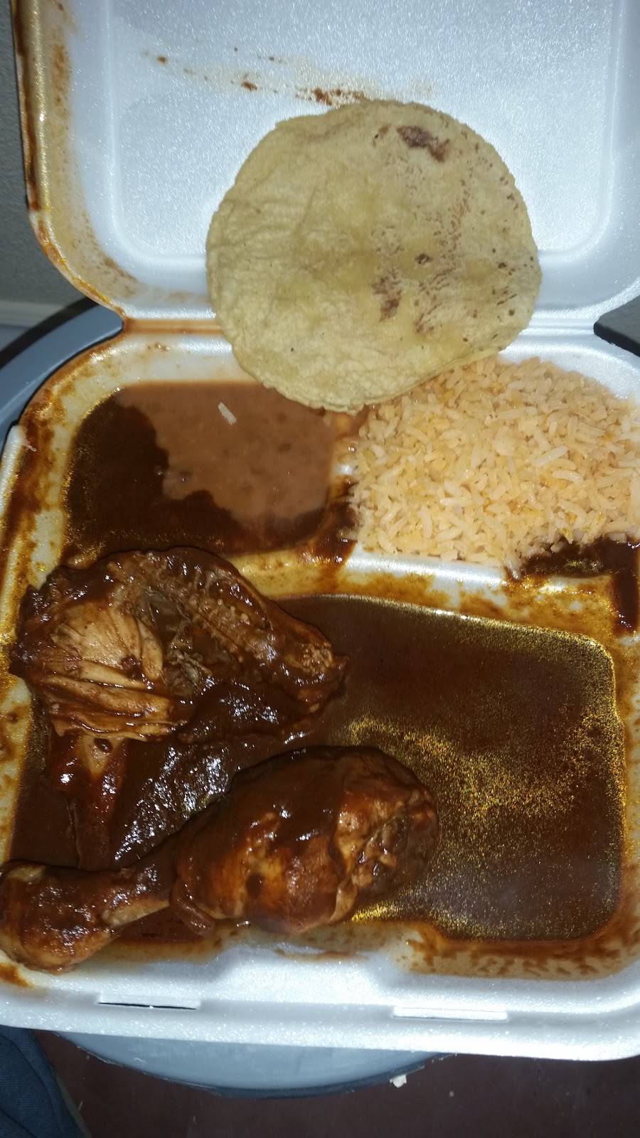 Los Pilares | restaurant | 13318 Van Nuys Blvd, Pacoima, CA 91331, USA | 8188976144 OR +1 818-897-6144