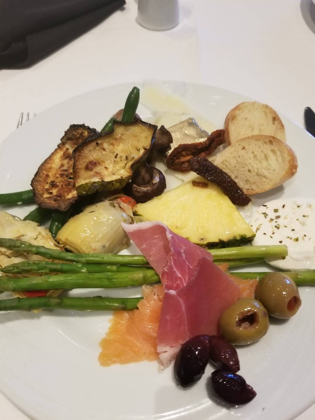 Fogo de Chão Brazilian Steakhouse | restaurant | 4784 Town Center Pkwy, Jacksonville, FL 32246, USA | 9045127300 OR +1 904-512-7300