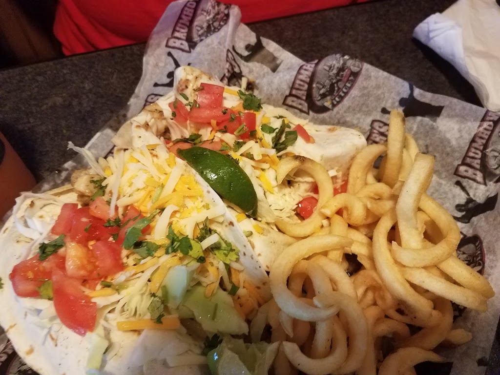 Baumhowers Victory Grille | restaurant | 6880 US-90, Daphne, AL 36526, USA | 2516254695 OR +1 251-625-4695