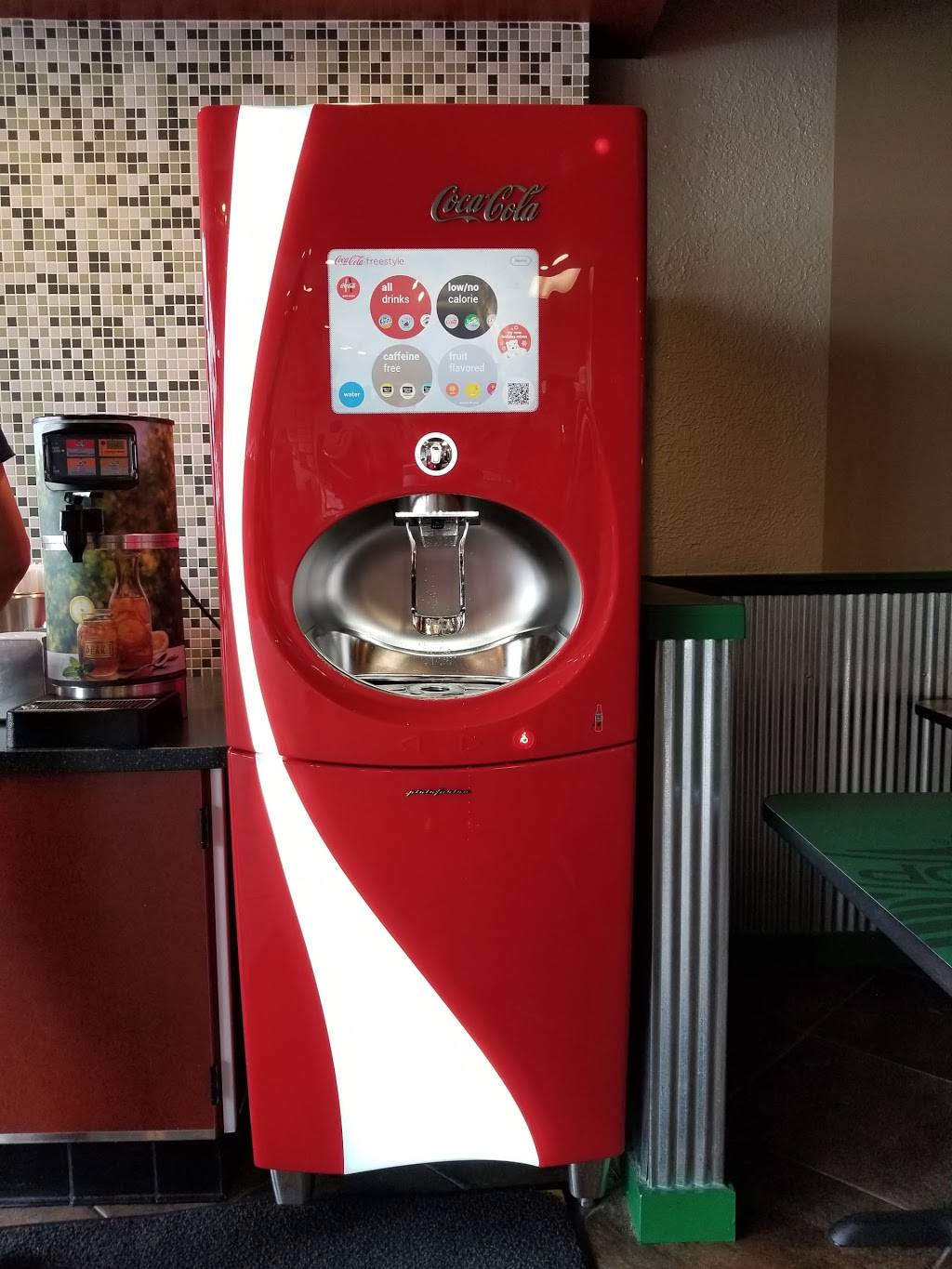 Wingstop | restaurant | 712 Gulfgate Center Mall, Houston, TX 77087, USA | 7136439464 OR +1 713-643-9464