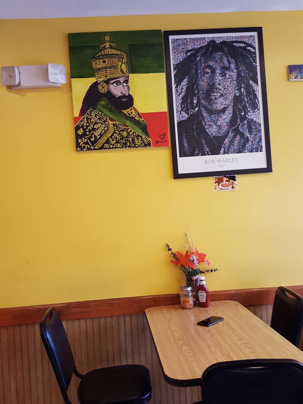 Jamaica Thymes | restaurant | 169 Lincoln St, Worcester, MA 01605, USA | 5083732944 OR +1 508-373-2944
